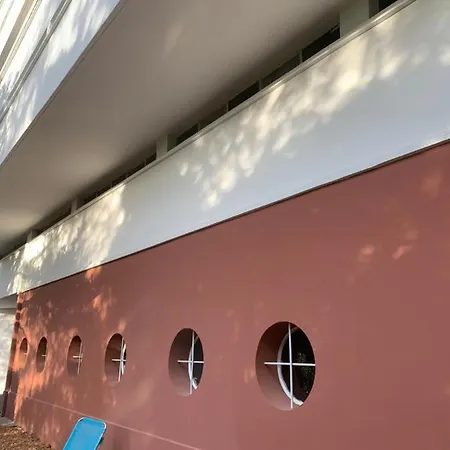 Apartment Elegant Et Parking Dans Batiment Historique Saint-Tropez